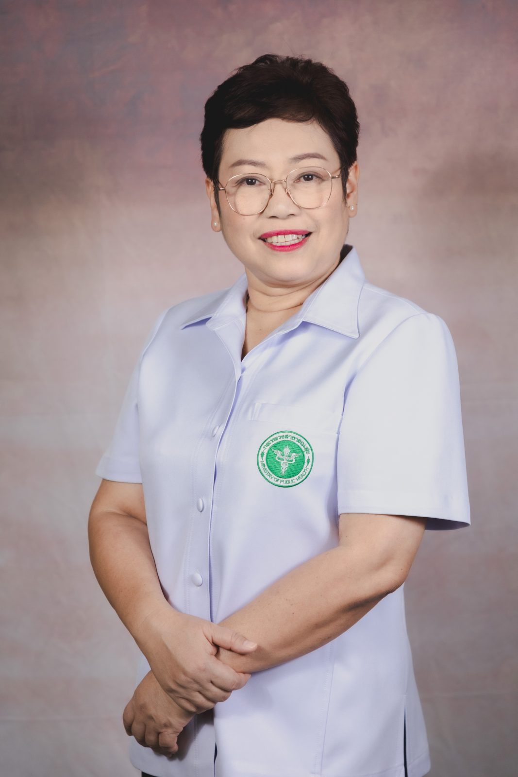 นางภคมน เก็งธรรม